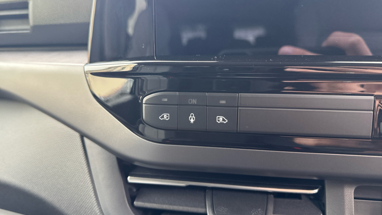 Ford Tourneo Custom 340 L1 Electric Rwd 160kW 65kWh H1 Titanium X 8 seater Auto